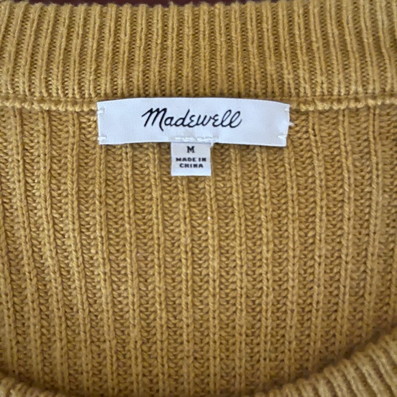 Women’s sweater - Picture 2 of 2